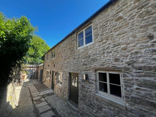 Price £1,500 pcm - Available Now - Unfurnished - Photo 1