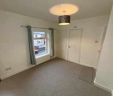 57 Olympia Drive, Belfast BT12 6NG - Photo 4