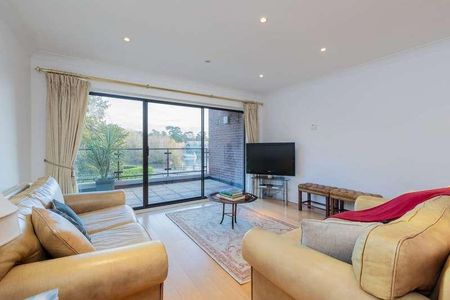 Ray Park Road, Maidenhead, SL6 - Photo 4