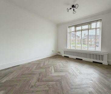 2 bedroom House To Let Total Size: 829 SQ FT - Photo 1