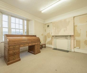 5 bedroom end of terrace house to rent - Photo 6