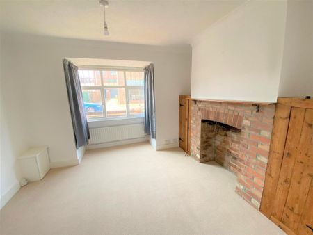 2 bedroom terraced house to rent - Photo 2