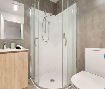 Modern & Low Maintenance Townhouse - Photo 6