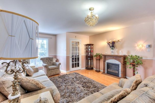 692 Rue Rabis, H7X 4H7, Laval - Photo 1