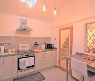 St. Thomas Pathway, Chester, Cheshire - Photo 5