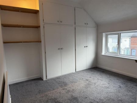 2 bedroom terraced house to rent - Photo 3