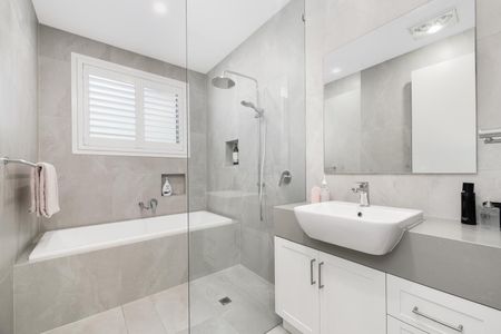 Sophisticated Contemporary Living in a Prestigious Glen Iris Locale - Photo 2