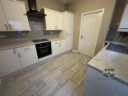 3 bedroom terraced house to rent - Photo 5