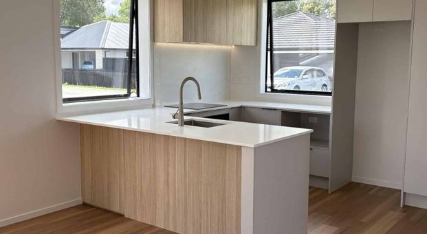 'Lock it in' in Lockerbie - Photo 1