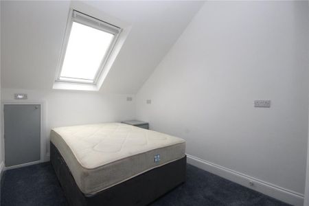 4 bedroom maisonette to rent - Photo 2