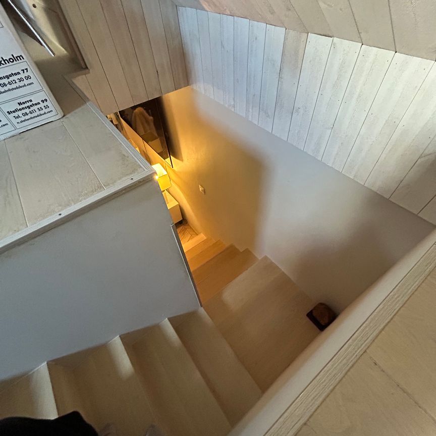 Ängsvägen, Täby - Photo 1