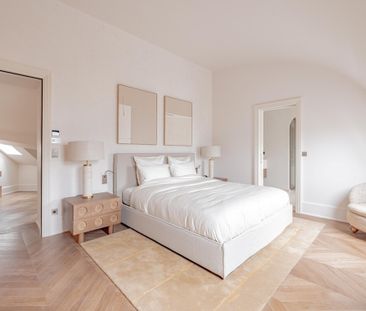 Appartement • Paris 1er - Photo 2