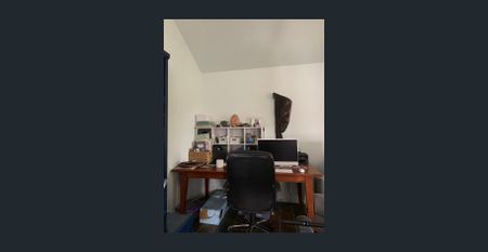 **FHZ ~ 3 Bdrms, 2 Bath, + STUDY- Ducted Heating, Split Cooling, Good Parking, Large Gardens - Photo 4