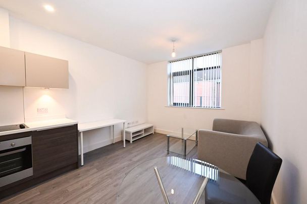 1 bedroom flat to rent - Photo 1