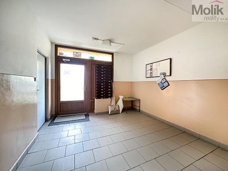 Pronájem bytu 1+1 36 m² - Фото 2