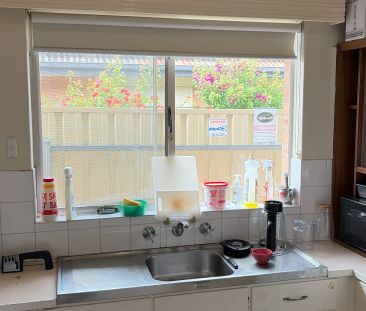 Low-Maintenance Living in Prime Clearview Location - Photo 5