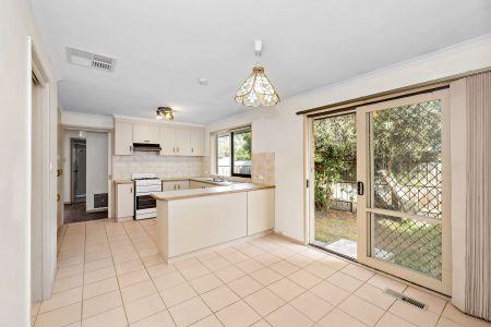 2/32 Sunray Avenue, - Photo 3