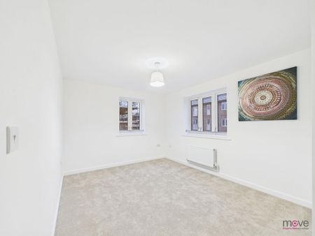 3 bedroom detached house to rent - Photo 2