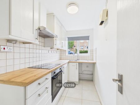 2 bedroom flat to rent - Photo 2