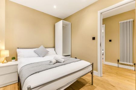 6 bedroom semi-detached house to rent - Photo 4