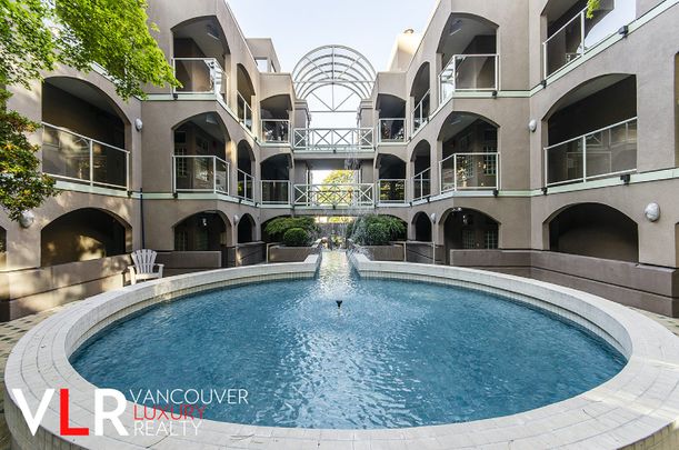 Condo in Vancouver West Side, BC - Photo 1