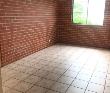 3 Bedroom Townhouse in Quiet Location on South Grafton Hill - Photo 2