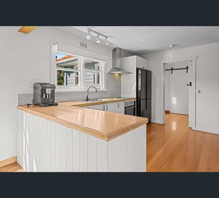 16 Warwick Place, Kings Meadows, Tas 7249 - Photo 3