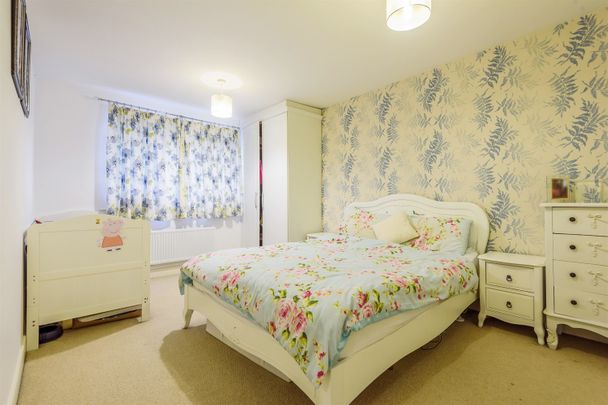 Whitley Rise, Reading, RG2 0NS - Photo 1