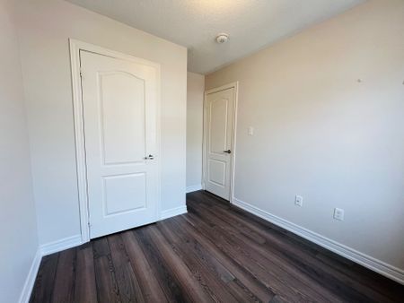 For Lease - 83 Roy Grove Way, Markham, Ontario - Photo 4