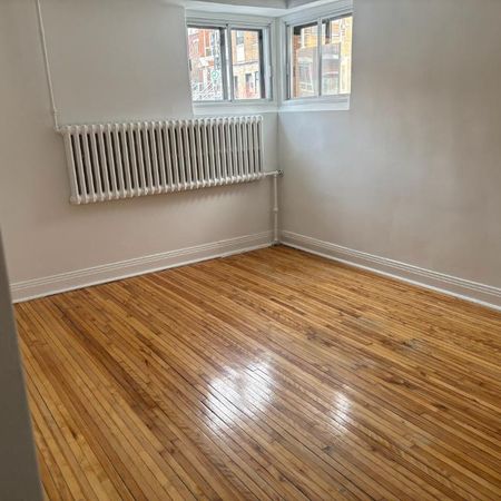 Montréal 3½ chauffé à louer - Photo 4