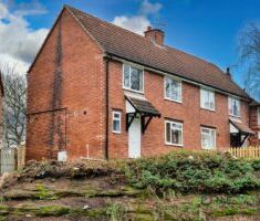 3 BEDROOM House - Semi-Detached - Photo 2