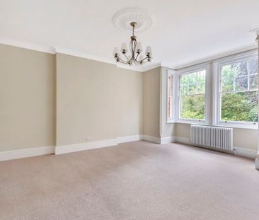 Kings Road, Horsham, West Sussex, RH13 - Photo 1