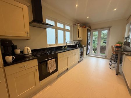 2 bedroom apartment to rent - Photo 5