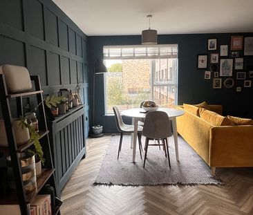 3 Bed End Terrace, Enriqueta Rylands Close, M32 - Photo 1