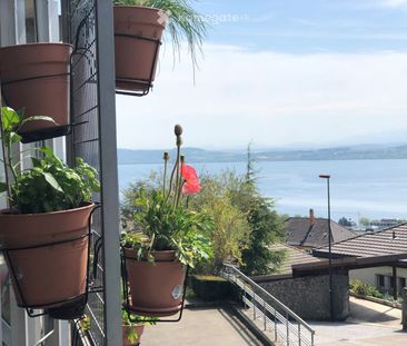 3 pièces traversant de 79 m² avec balcon et vue sur le lac - Foto 4