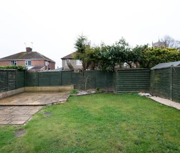2 bedroom semi-detached house to rent - Photo 3