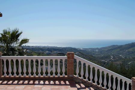 Villa For Long Term Rental In Frigiliana - Photo 2