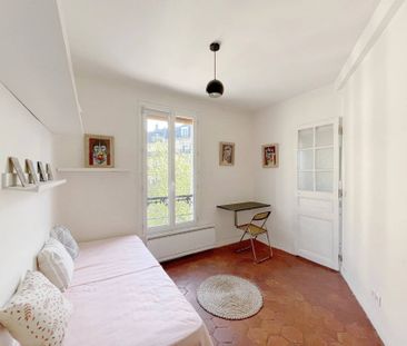 Rental Apartment Paris 18th Grandes-Carrières - Photo 2