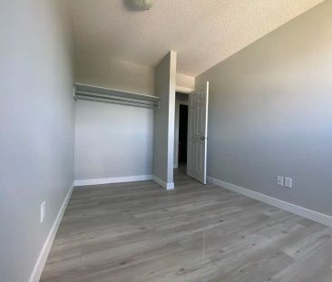 Riviera Garden 1, 2 & 3 bedrooms! Updated Units with Insuite Laundr... - Photo 5