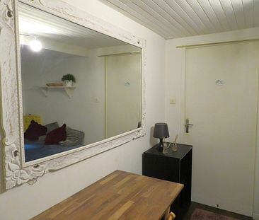 STUDIO MEUBLÉ, 340€ H.C, Nîmes rue de l’Aspic, 22m² - Photo 3