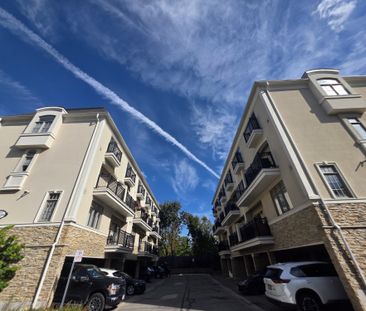 For Lease - 3077 Cawthra Road Unit# 12, Mississauga, Ontario - Photo 2