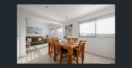 Peaceful Court Location! - Photo 4