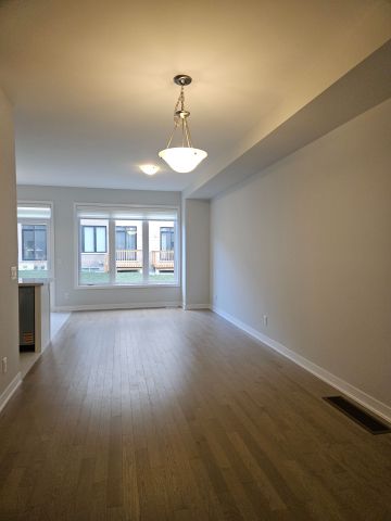 For Lease - 23 Freeman Williams Street, Markham, Ontario - Photo 2