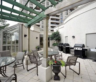 For Lease - 35 Kingsbridge Garden Circle Unit# 2707, Mississauga, O... - Photo 3