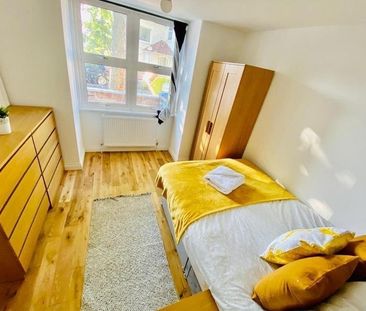 Room in a Shared House, Ilex Road, NW10 - Photo 3