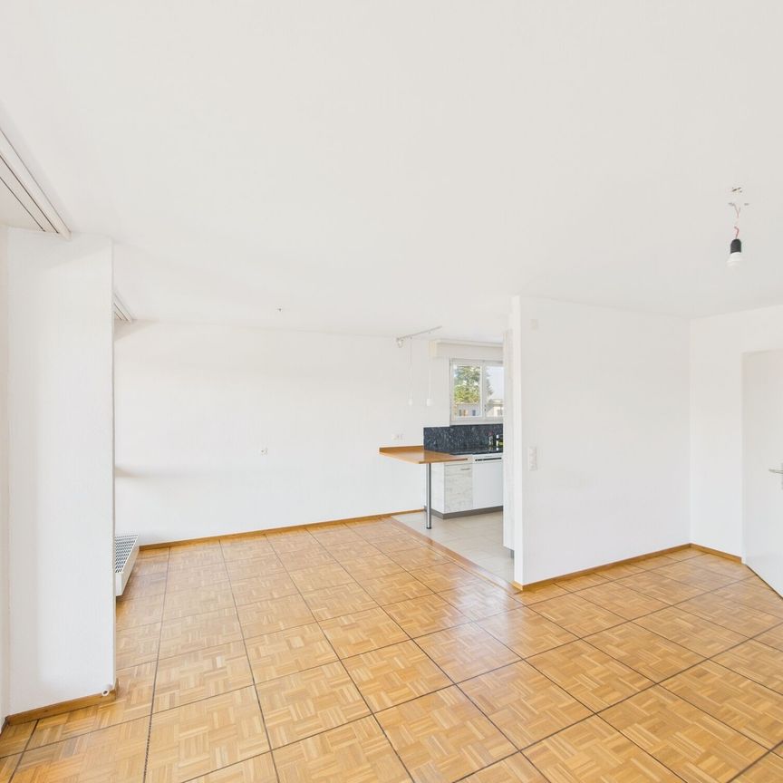 Appartement 3.5 pièces dans quartier calme avec balcon et piscine - Photo 1