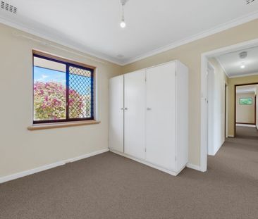 3 X 1 Spacious Family Home - Photo 2