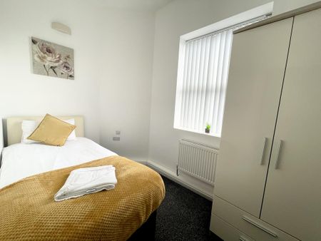 2 bedroom apartment to rent - Photo 3