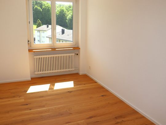 Erstvermietung nach Totalsanierung - grosszügige 3.5 Zi.-Wohnungen mit Balkon - Foto 1