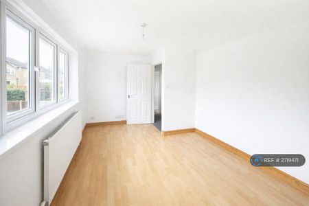 3 bedroom terraced house to rent - Photo 2